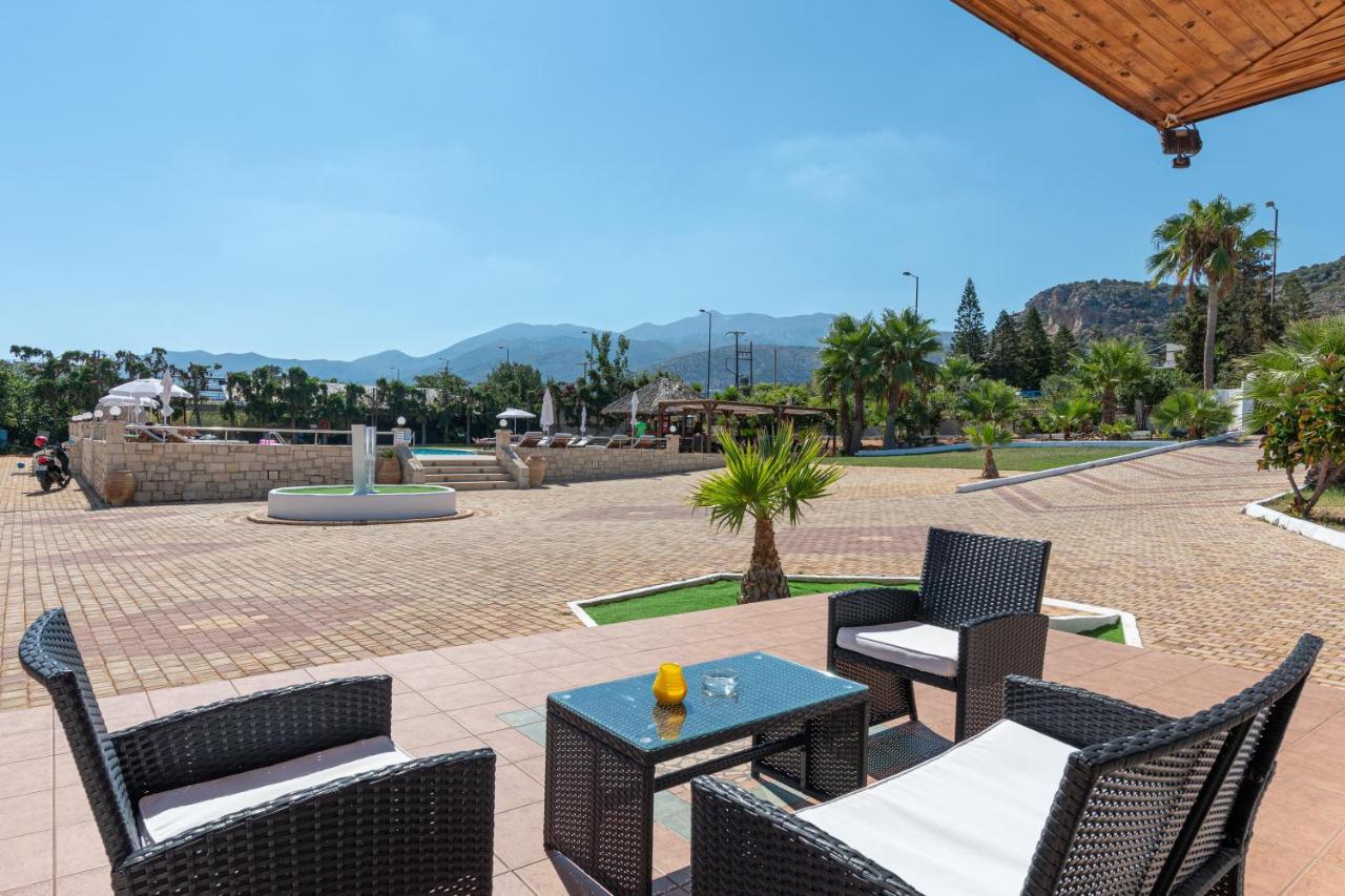 Aparthotel W By Estia 4*